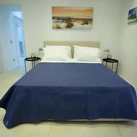 Apartament Napolidays Downtown By Dimorra Neapol